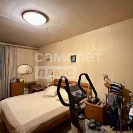 Продажа 4-комн квартиры на вторичном рынке ул Верхние Поля,  д. 6