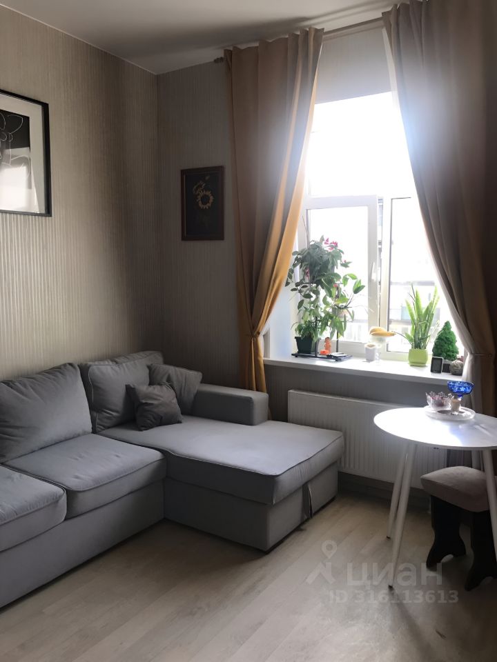 Продажа 2-комн квартиры на вторичном рынке Кронштадт, Красная улица, 8к1