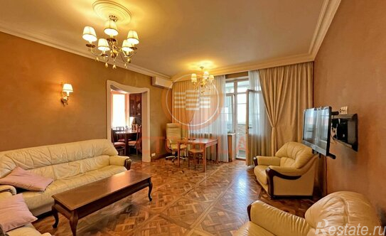 Аренда 3-комн квартиры на вторичном рынке улица Столетова,  д. 11