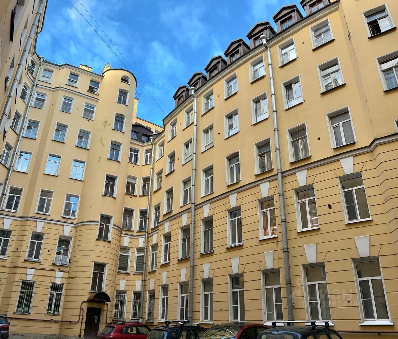 Продажа комнаты 4-я Васильевского острова линия, 39