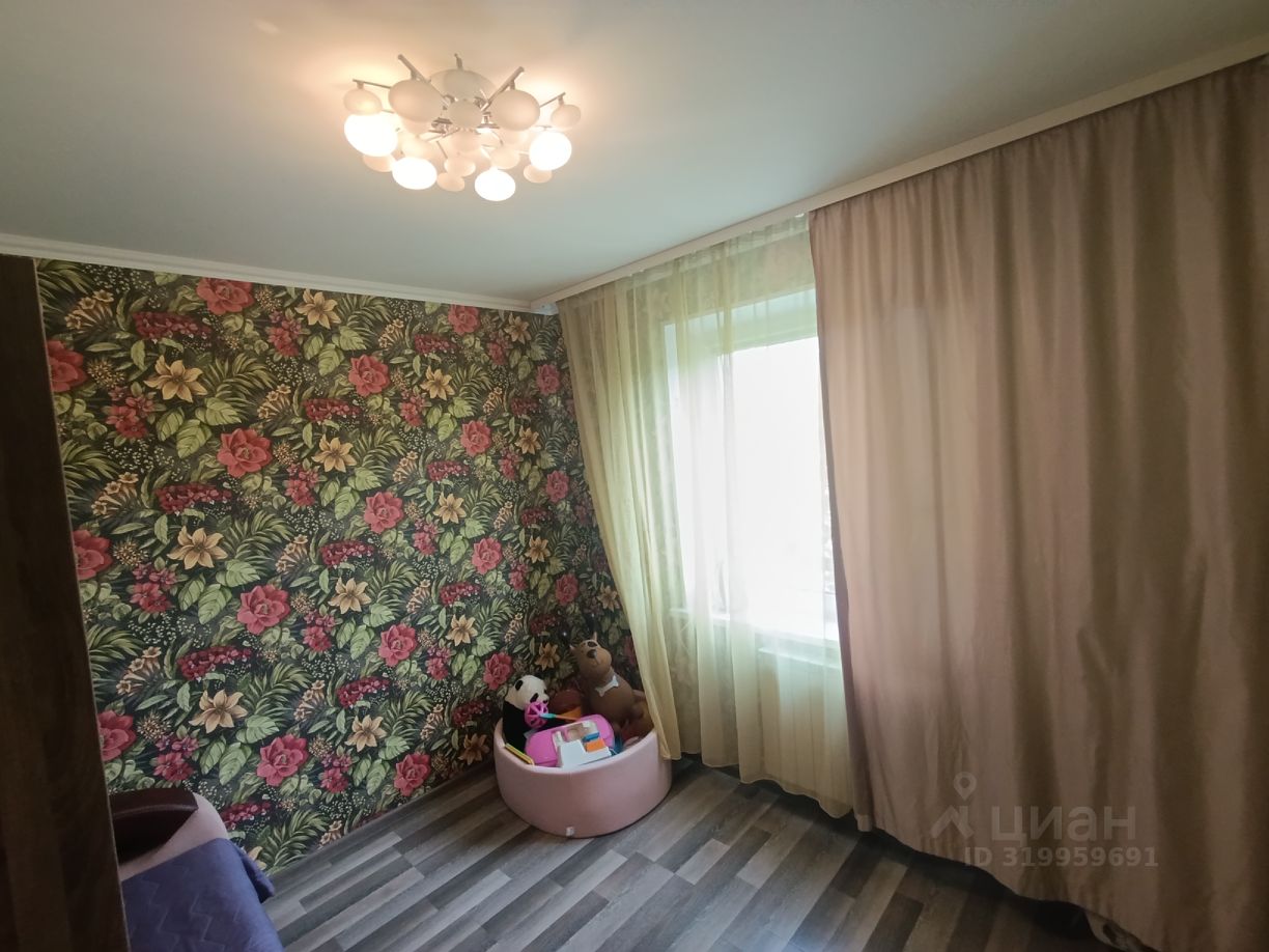 Продажа 3-комн квартиры на вторичном рынке Раменское, улица Чугунова, 24