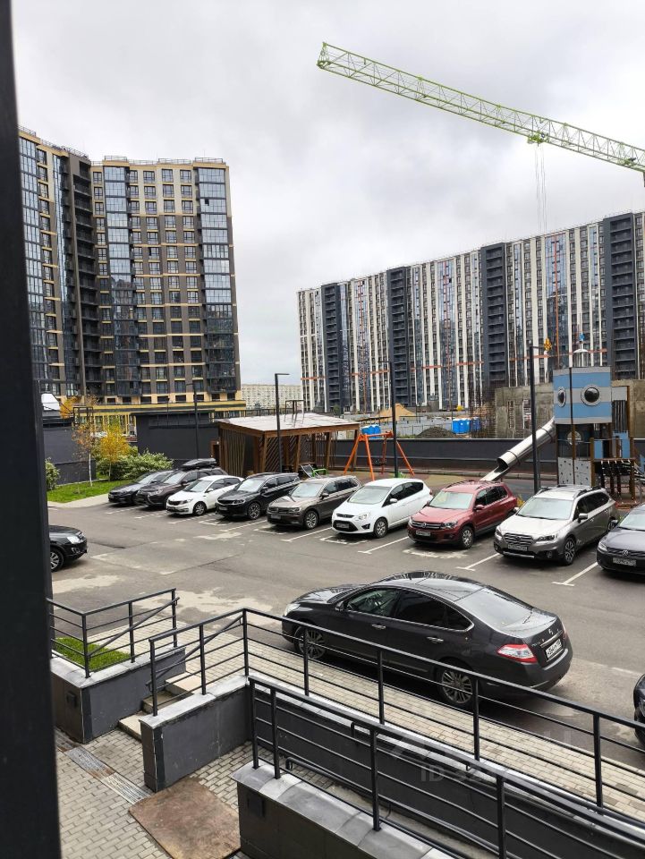 Продажа 1-комн квартиры на вторичном рынке бульвар Головнина, 3к1