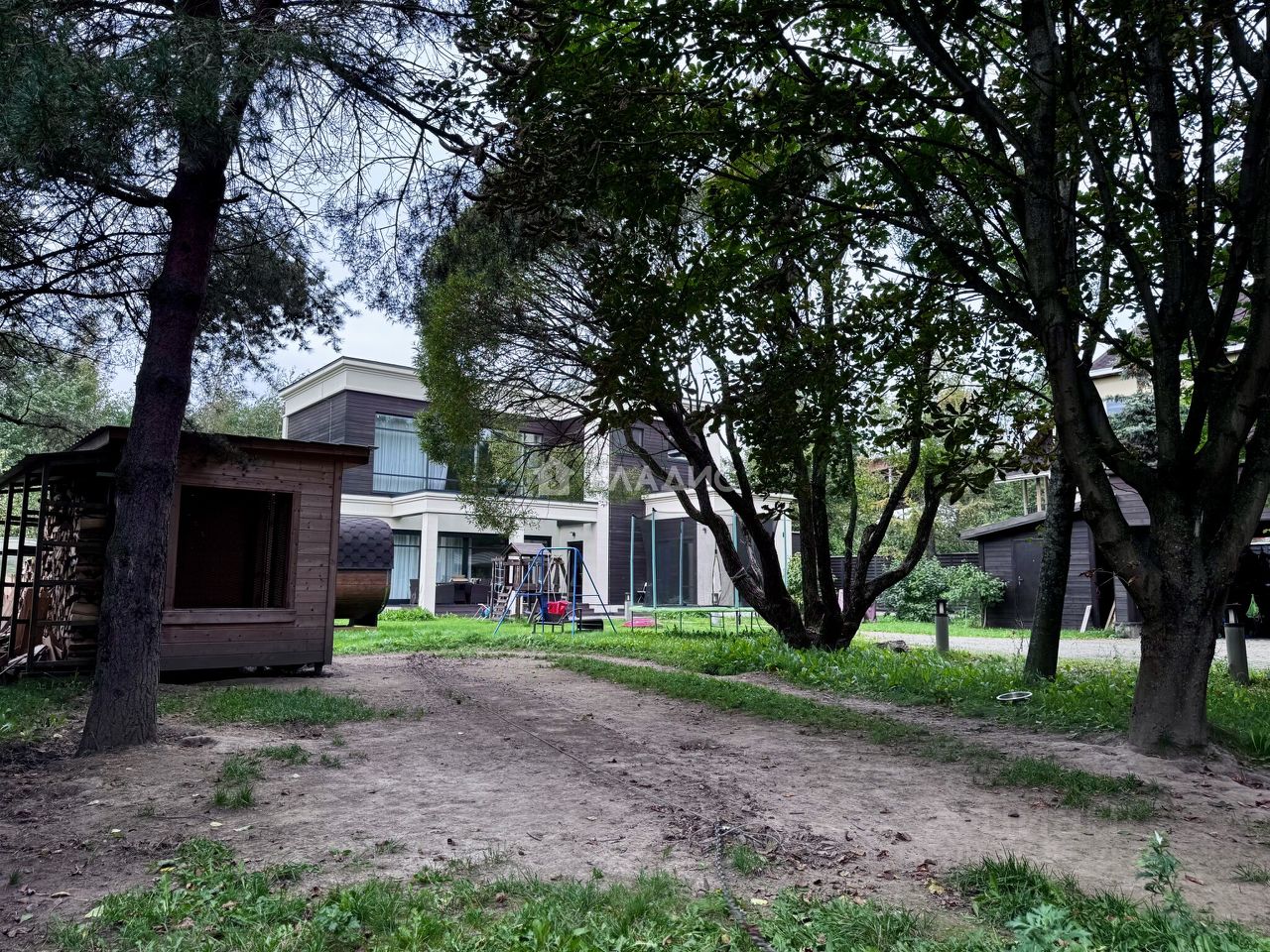 Продажа дома Соловьиная улица, 13к2