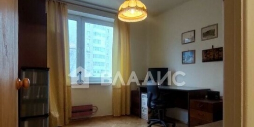3-комн квартира ул Яблочкова,  д. 23