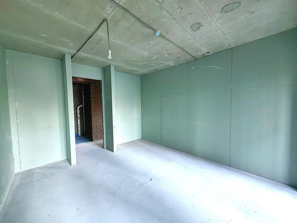 Продажа 3-комн квартиры на вторичном рынке Дружинниковская улица, 15