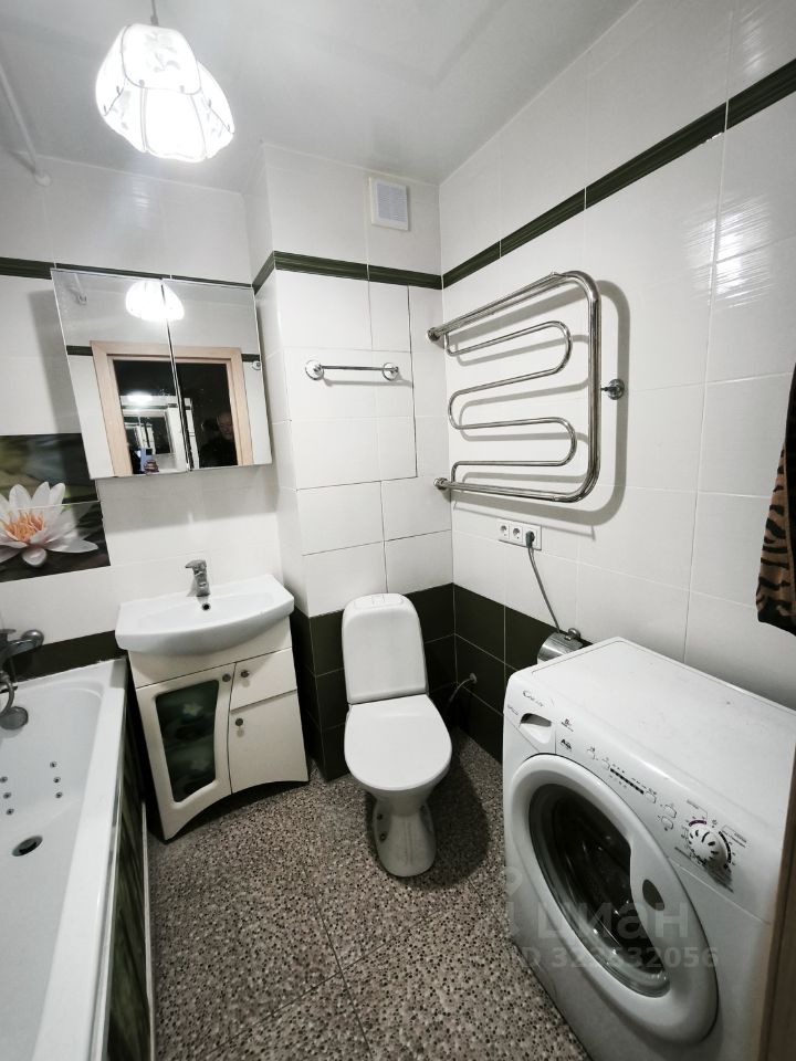 Продажа 2-комн квартиры на вторичном рынке пос. Усово-Тупик, 1