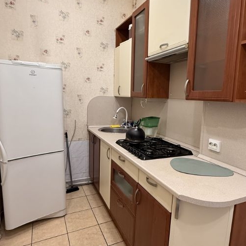 2-комн квартира улица Декабристов, 11