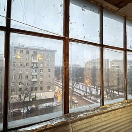 Продажа 1-комн квартиры на вторичном рынке улица Серпуховский Вал,  д. 13