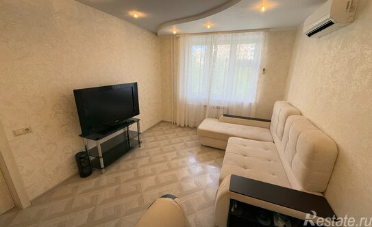 Продажа 3-комн квартиры на вторичном рынке Солнечная улица,  д. 15