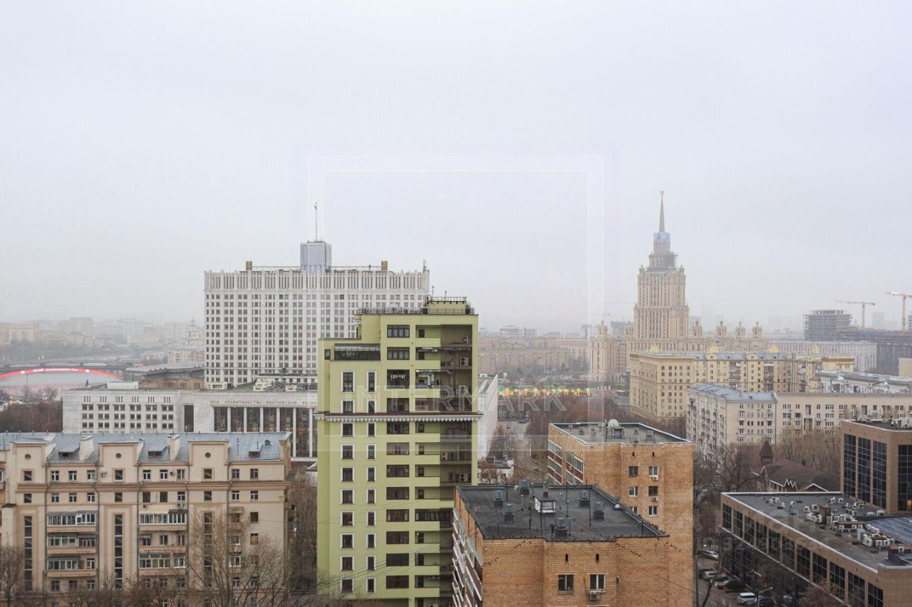 Продажа 3-комн квартиры на вторичном рынке Дружинниковская улица, 15А