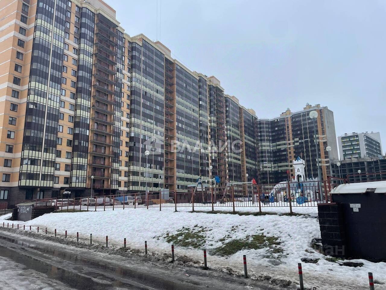 Продажа 2-комн квартиры на вторичном рынке Мурино, бульвар Воронцовский, 19к1