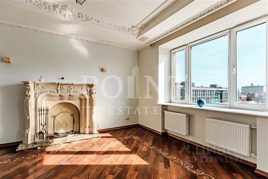 Продажа 6-комн квартиры на вторичном рынке Столярный переулок, 2