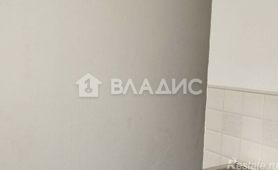 Продажа 3-комн квартиры на вторичном рынке проспект Лихачёва,  д. 10 к2