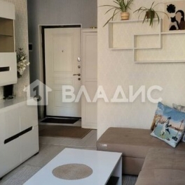 Продажа 1-комн квартиры на вторичном рынке бульвар Веласкеса,  д. 4