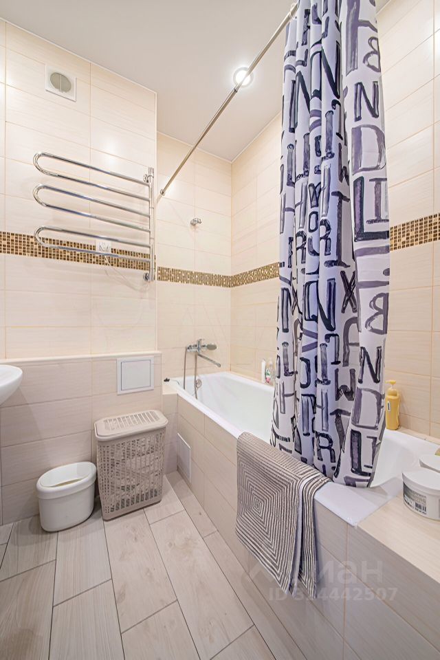 Продажа 2-комн квартиры на вторичном рынке Лиговский проспект, 123