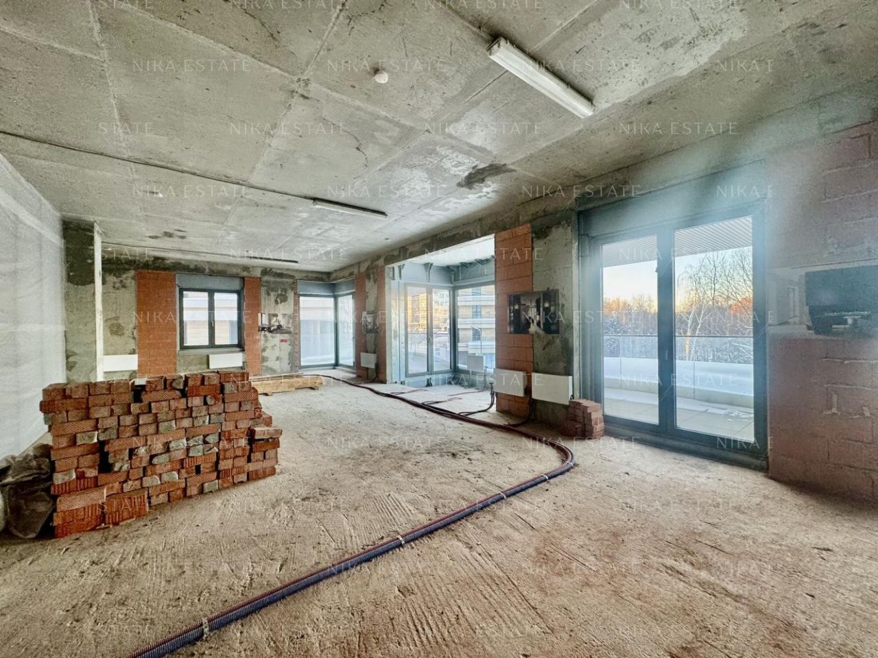 Продажа 4-комн квартиры на вторичном рынке Минская улица, 2Вк6
