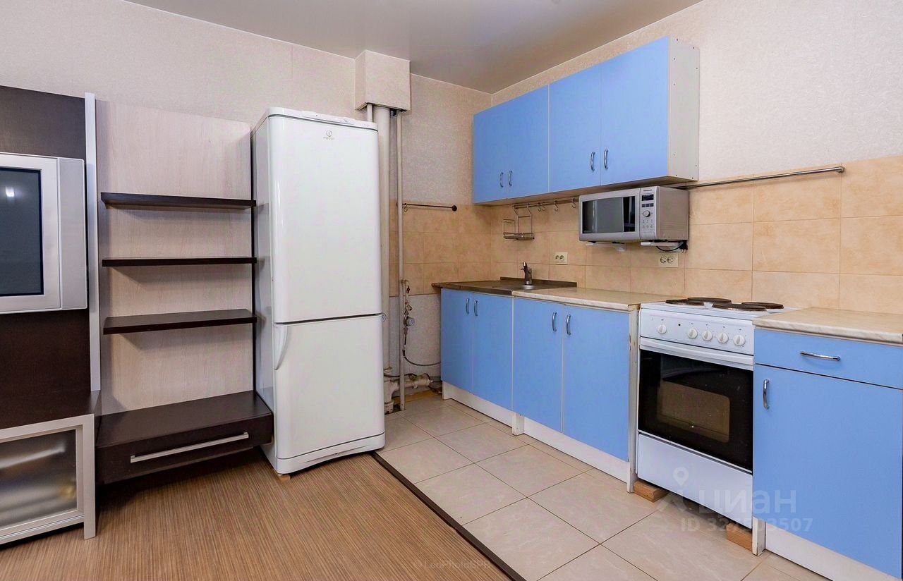 Продажа 2-комн квартиры на вторичном рынке улица Академика Константинова, 8к2