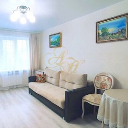 Продажа 3-комн квартиры на вторичном рынке Клин г, Ленинградская ул,  д. 17