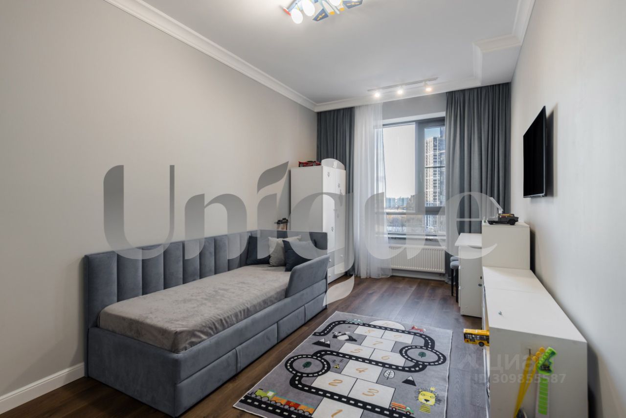 Продажа 3-комн квартиры на вторичном рынке улица Лобачевского, 120к1