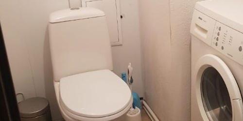 2-комн квартира улица Матроса Железняка, 57