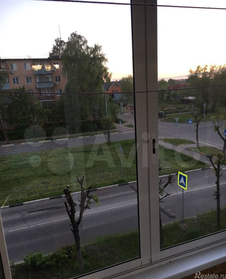 Продажа 2-комн квартиры на вторичном рынке Серпухов, Горького улица,  д. 18/22