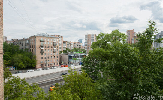 Продажа 1-комн квартиры на вторичном рынке Песчаный М. пер,  д. 2