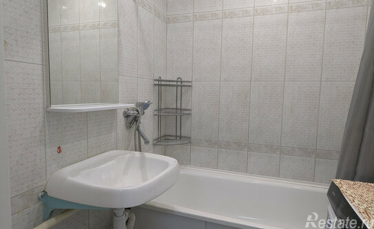 Продажа 1-комн квартиры на вторичном рынке Чехов, ул Земская,  д. 6