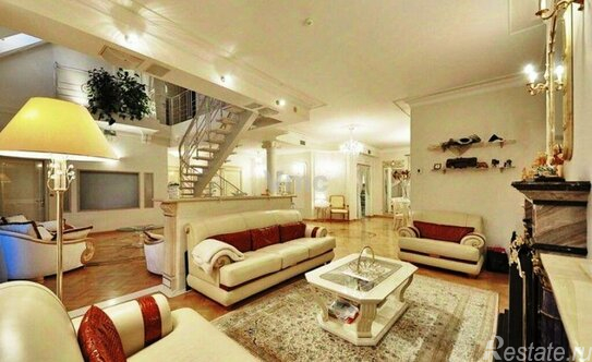 Аренда 4-комн квартиры на вторичном рынке Денежный переулок,  д. 14/3