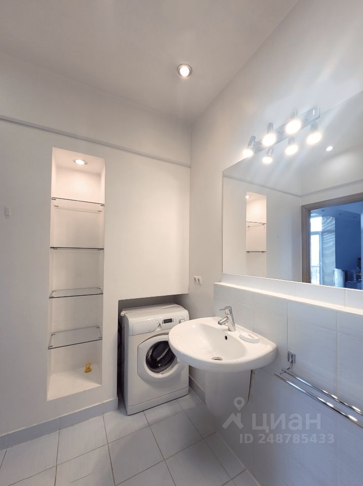 Аренда 2-комн квартиры на вторичном рынке Кутузовский проспект, 4/2