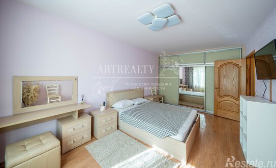 Продажа 2-комн квартиры на вторичном рынке ул Октябрьская,  д. 11