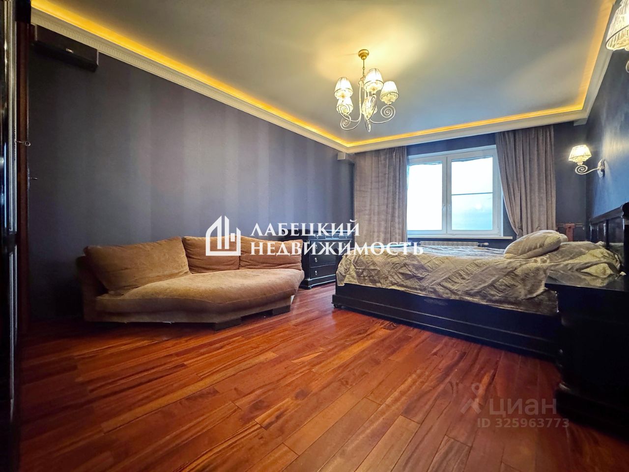 Продажа 3-комн квартиры на вторичном рынке Дибуновская улица, 50