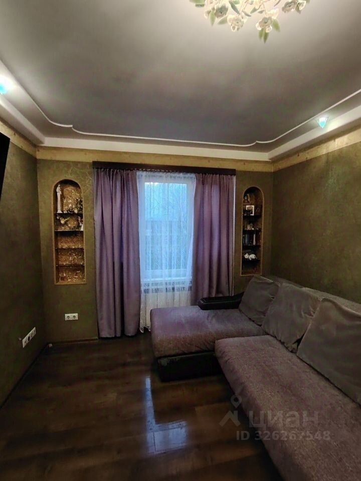 Продажа 2-комн квартиры на вторичном рынке бульвар Красных Зорь, 24