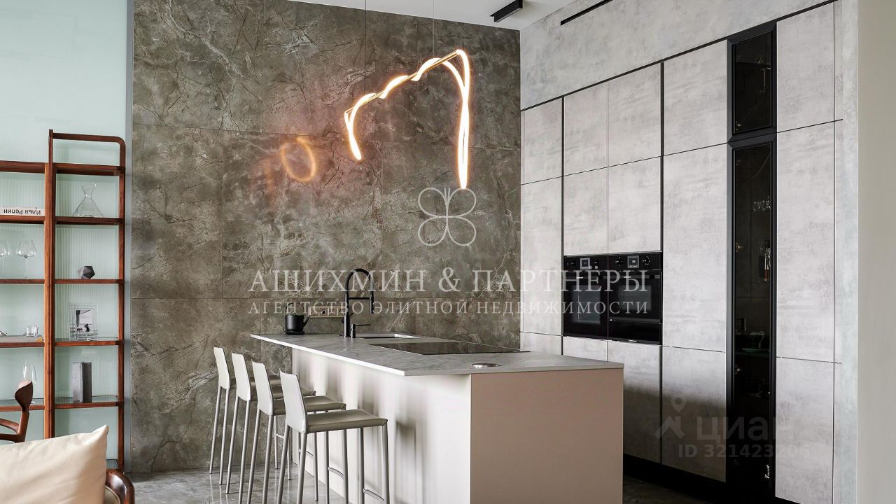 Продажа 4-комн квартиры на вторичном рынке Новослободская улица, 24Ас2