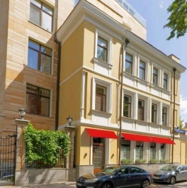 Продажа торгового помещения Еропкинский переулок,  д. 16