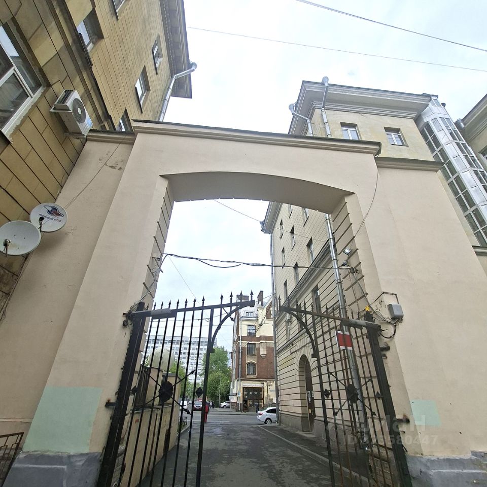 Продажа 3-комн квартиры на вторичном рынке Боткинская улица, 4