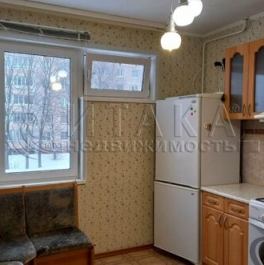 Продажа 3-комн квартиры на вторичном рынке Бокситогорский район, , Пикалево, мкр 3-й,  д. 1