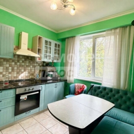 Продажа 2-комн квартиры на вторичном рынке Мещерский пер,  д. 6,  к. 2