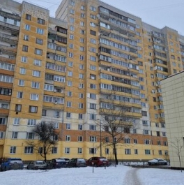 Продажа 1-комн квартиры на вторичном рынке Маршала Захарова ул,  д. 30,  к. 1