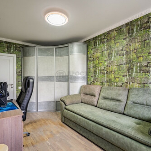 3-комн квартира улица Гришина,  д. 2 к1