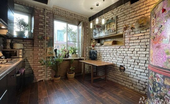 Продажа 1-комн квартиры на вторичном рынке Керченская ул,  д. 20