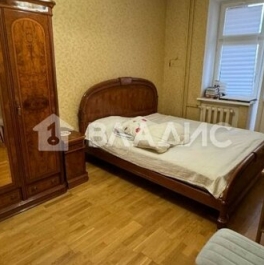 Продажа 4-комн квартиры на вторичном рынке Сыромятнический 2-й пер,  д. 10