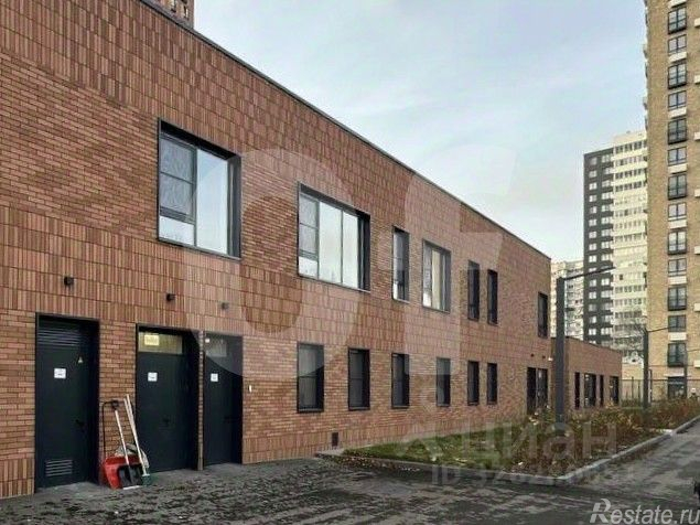Продажа офиса Красноказарменная улица,  д. 15 с3