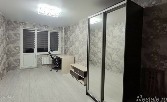 Продажа 1-комн квартиры на вторичном рынке Байконурская улица,  д. 24