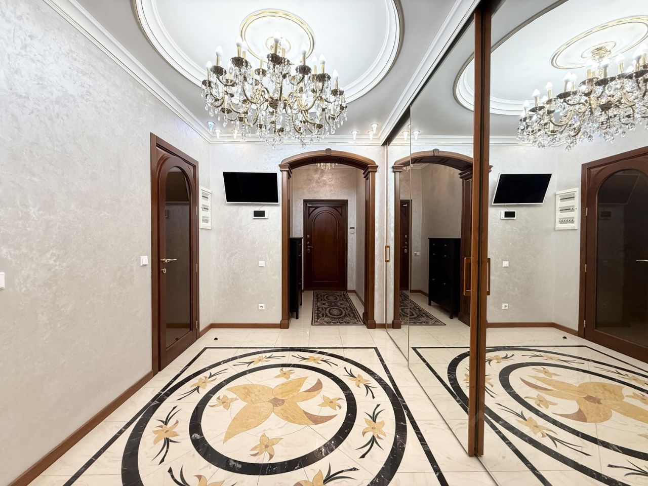 Аренда 3-комн квартиры на вторичном рынке улица Ватутина, 18К2