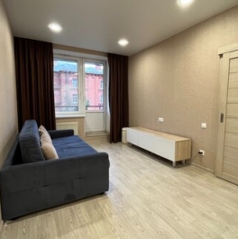 Аренда 1-комн квартиры на вторичном рынке Ткачей ул,  д. 5