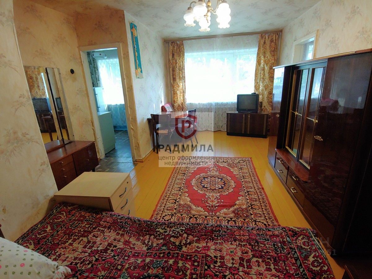 Продажа 2-комн квартиры на вторичном рынке Сергиев Посад, улица Маяковского, 17