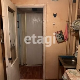 Продажа 1-комн квартиры на вторичном рынке улица Подводника Кузьмина,  д. 30