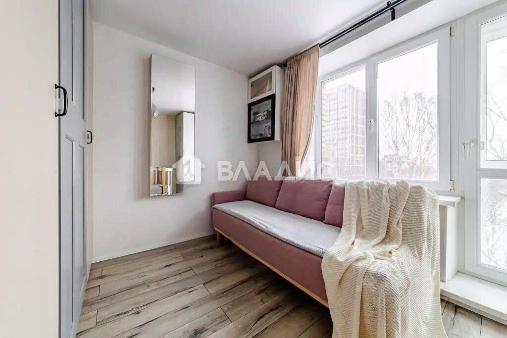 Продажа 1-комн квартиры на вторичном рынке 2-й Муринский проспект, 22