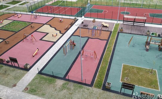 Продажа 2-комн квартиры на вторичном рынке Железнодорожный, улица Поликахина