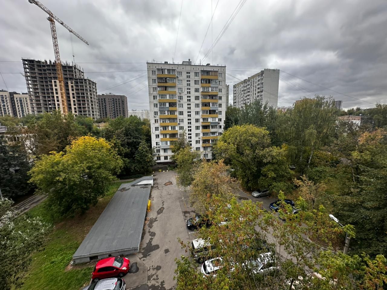 Продажа 2-комн квартиры на вторичном рынке Есенинский бульвар, 9К5